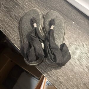 Samuel Black Yoga Sling Sandals